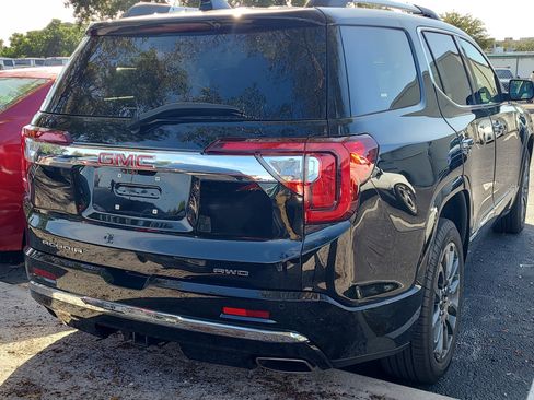 Used 2023 GMC Acadia Denali w/ Black Diamond Edition image 6