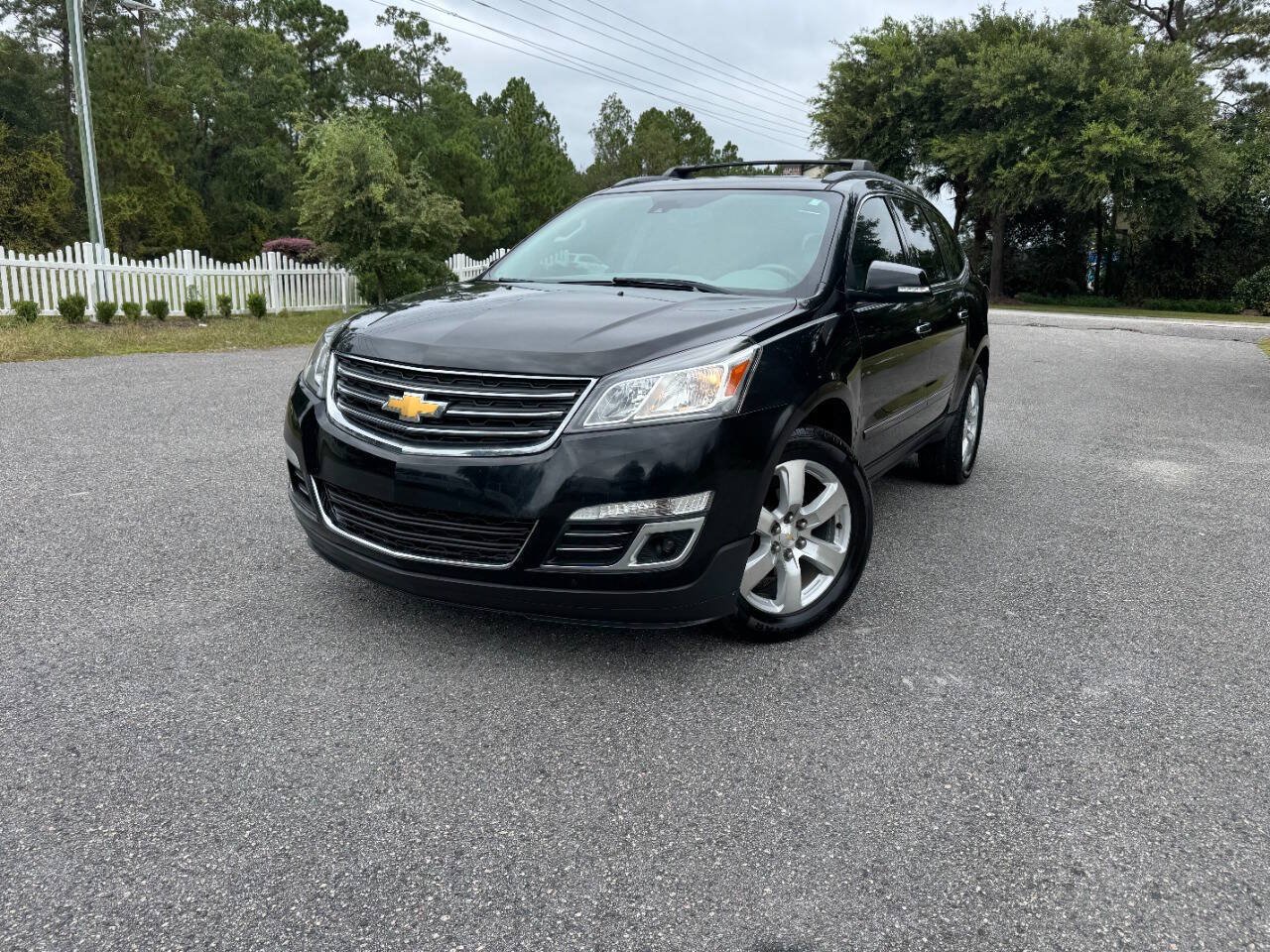 Used 2016 Chevrolet Traverse LTZ FWD image 30