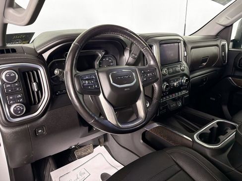 Used 2021 GMC Sierra 3500 Denali w/ Denali Ultimate Package image 9