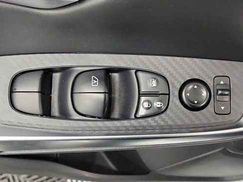 Used 2023 Nissan Sentra SR w/ Midnight Edition Package FWD image 20