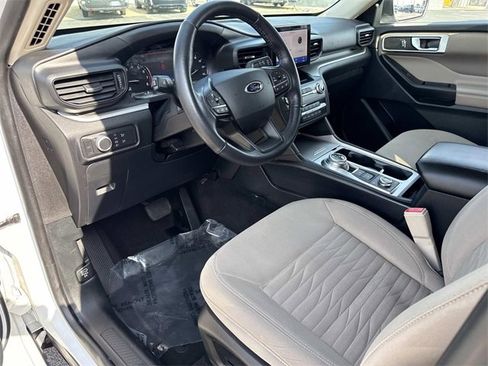 Used 2020 Ford Explorer XLT w/ Class III Trailer Tow Package image 10