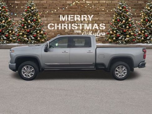 Certified 2025 Chevrolet Silverado 3500 High Country w/ High Country Premium Package image 2