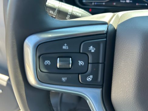 Used 2023 Chevrolet Tahoe Z71 w/ Luxury Package AWD/4WD image 26