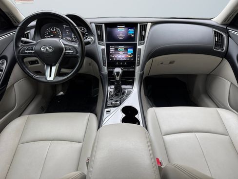 Used 2020 INFINITI Q50 Luxe image 10
