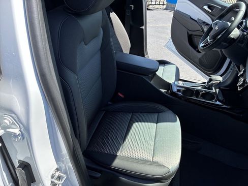 New 2026 Chevrolet Trax LT w/ Driver Confidence Package FWD image 21