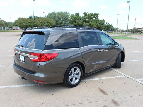Used 2018 Honda Odyssey EX-L image 4