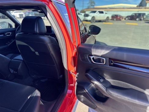 Used 2022 Honda Civic Sport Touring image 10