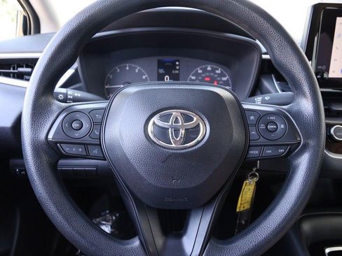 Certified 2025 Toyota Corolla LE FWD image 10