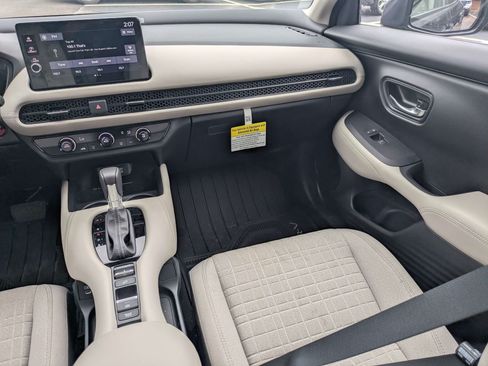 Certified 2026 Honda HR-V LX image 23