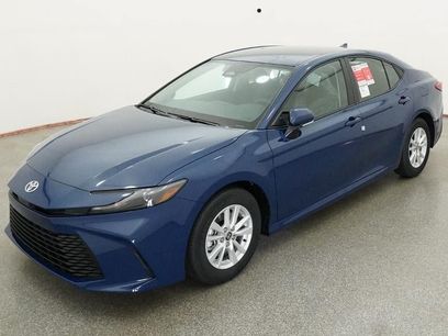 New 2026 Toyota Camry LE w/ Convenience Package
