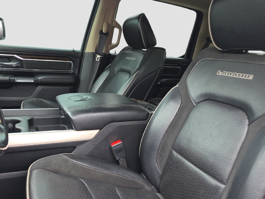 Used 2021 RAM 1500 Laramie AWD/4WD image 7