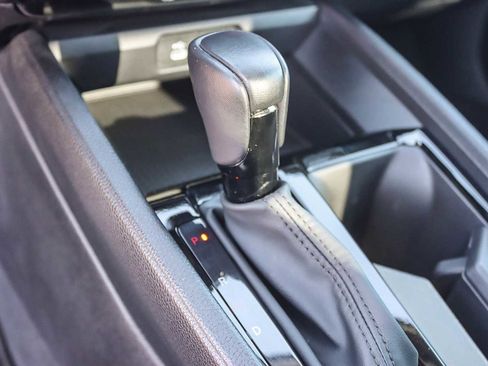 Used 2024 Honda Accord EX-L image 19