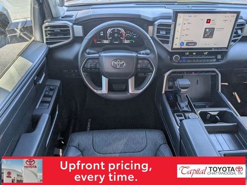 Used 2024 Toyota Tundra Limited AWD/4WD image 11