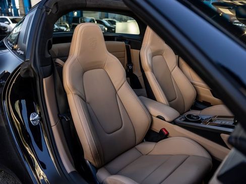 Certified 2024 Porsche 911 Targa 4S image 48