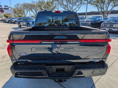 Used 2024 Ford F150 Lightning Lariat image 5