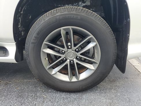 Used 2019 Lexus GX 460 Premium AWD/4WD image 5
