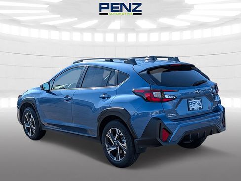 Used 2024 Subaru Crosstrek 2.0i Premium image 5