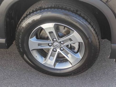Used 2023 Honda Pilot EX-L image 12