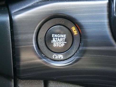 Used 2022 Jeep Grand Cherokee Laredo X image 27