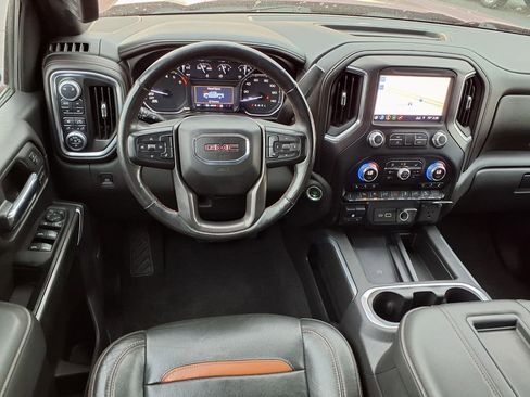 Used 2019 GMC Sierra 1500 AT4 w/ AT4 Premium Package AWD/4WD image 4