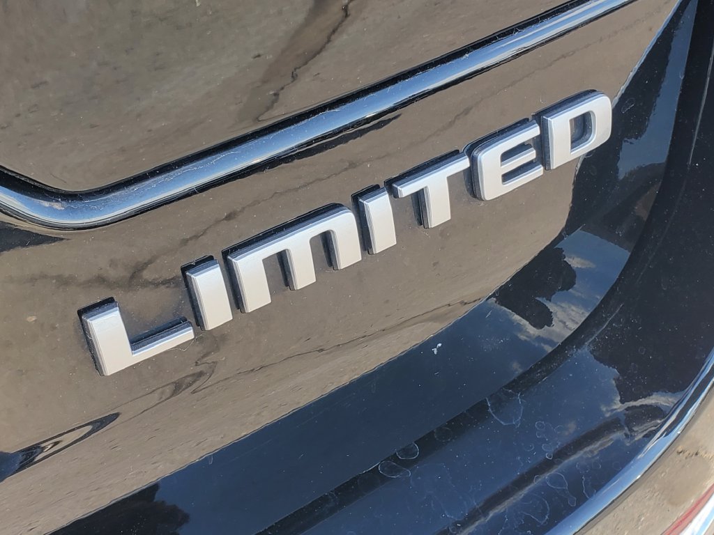 Used 2025 Jeep Grand Cherokee Limited AWD/4WD image 34