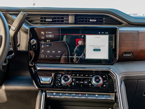 Used 2026 GMC Sierra 3500 Denali Ultimate image 24