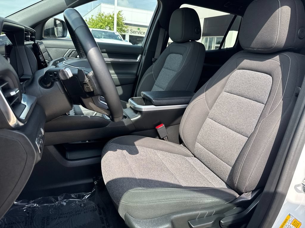 Certified 2025 GMC Terrain Elevation AWD/4WD image 11