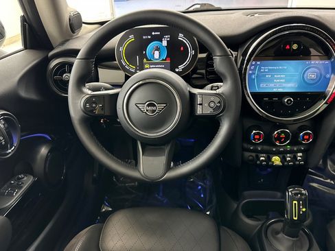 Used 2023 MINI Cooper SE image 28