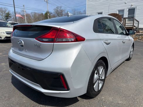 Used 2017 Hyundai Ioniq Blue image 4