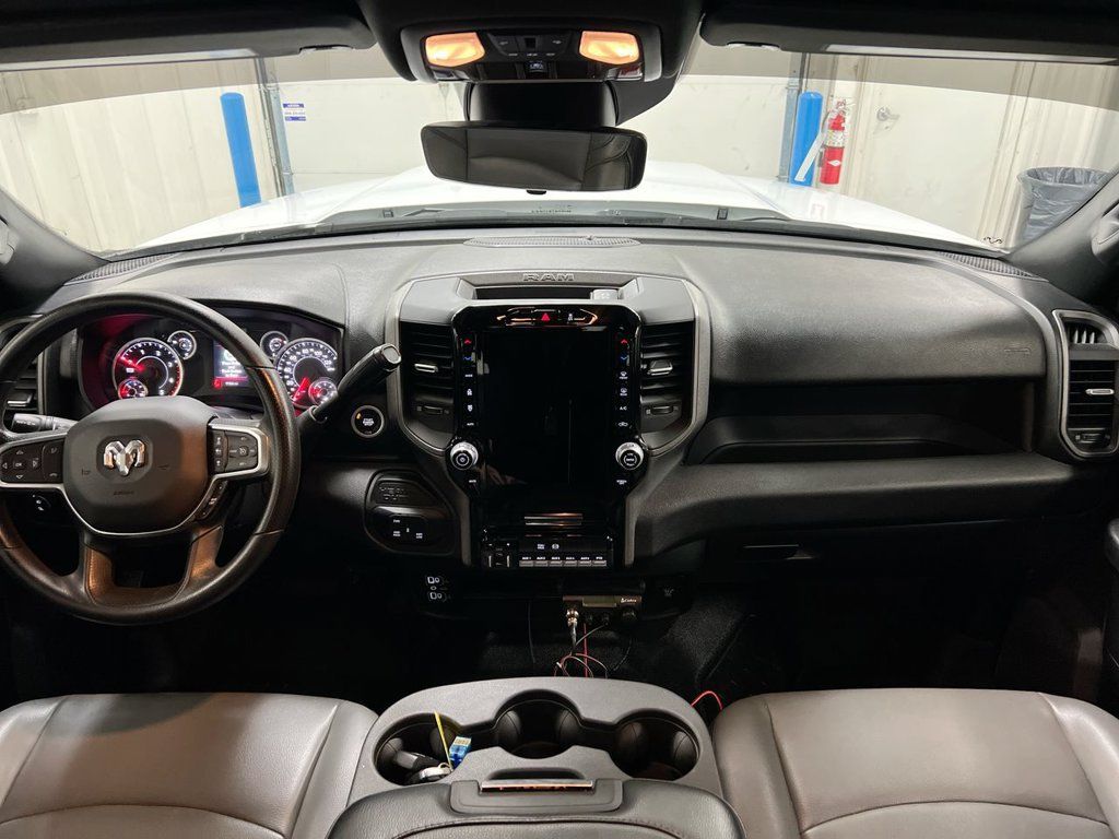 Used 2025 RAM 3500 Tradesman AWD/4WD image 5