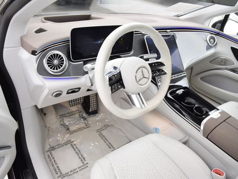 Certified 2023 Mercedes-Benz EQS 450+ EQS 450 image 21