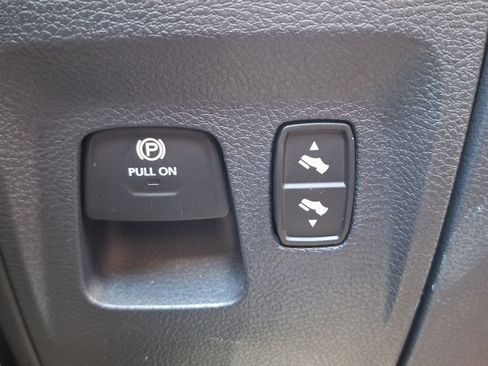 Used 2024 RAM 1500 Limited AWD/4WD image 27