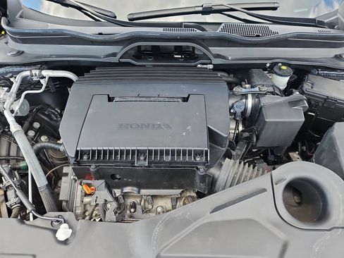 Certified 2023 Honda Pilot Touring image 39