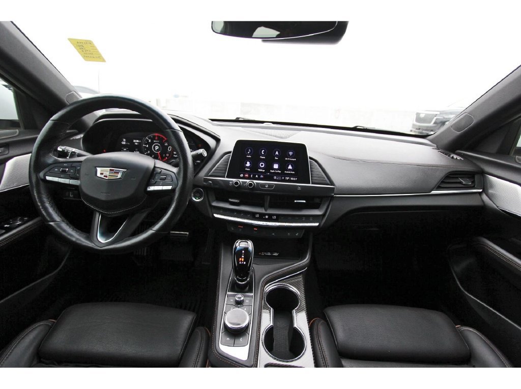 Used 2021 Cadillac CT4 V w/ Technology Package RWD image 9