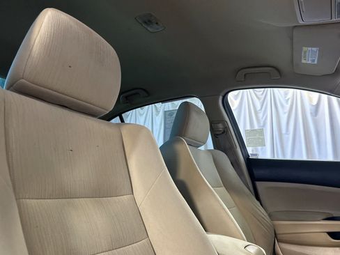 Used 2012 Honda Accord LX image 18