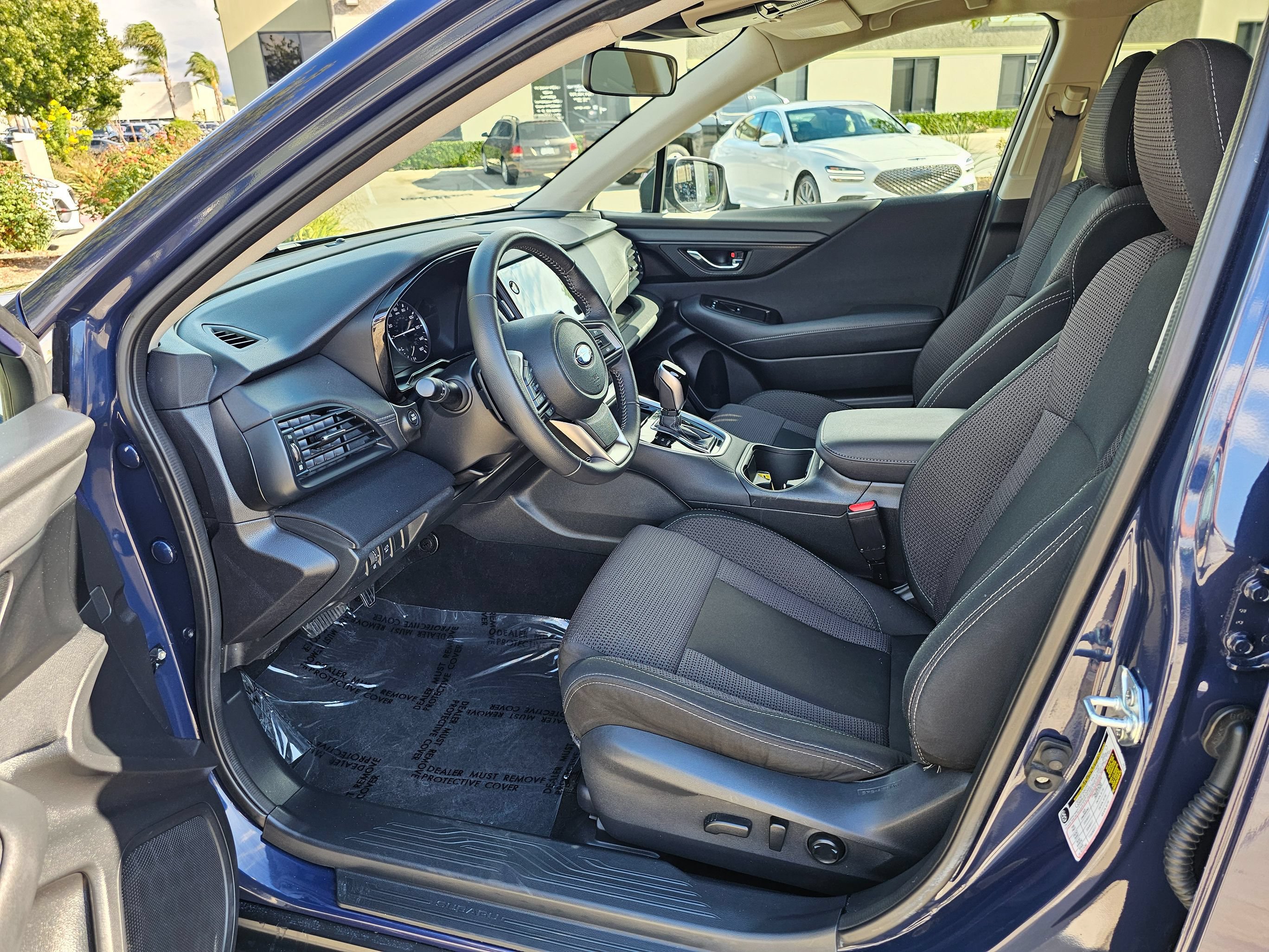Used 2025 Subaru Outback Premium AWD/4WD image 16