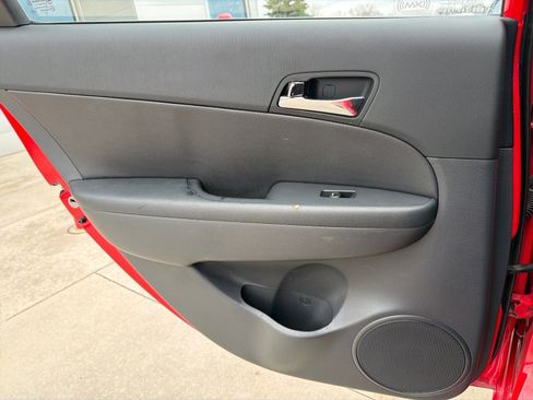 Used 2011 Hyundai Elantra SE image 21