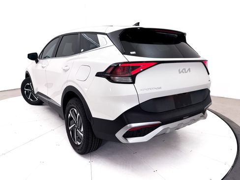 Certified 2023 Kia Sportage LX AWD/4WD image 6