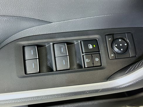 Used 2023 Toyota RAV4 SE AWD/4WD image 14