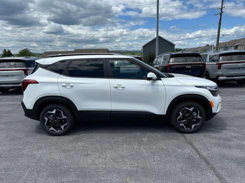 New 2026 Kia Seltos S AWD/4WD image 4
