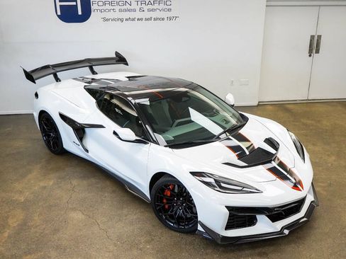 Used 2026 Chevrolet Corvette ZR1 w/ ZR1 Carbon Fiber Aero Package RWD image 51