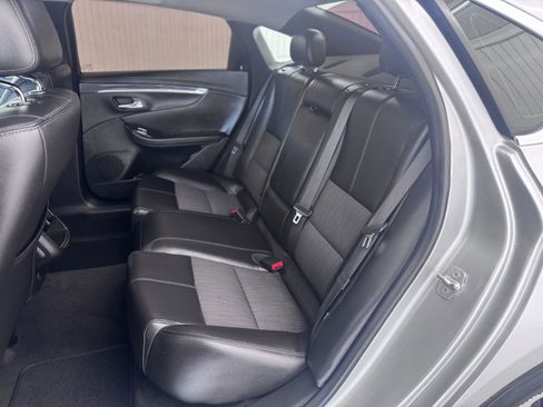 Used 2019 Chevrolet Impala LT image 12