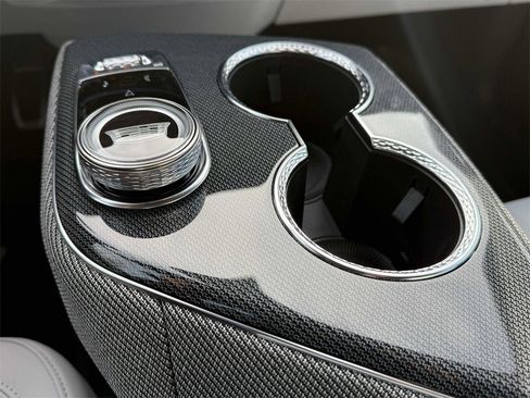 New 2026 Cadillac Optiq Luxury 2 image 15