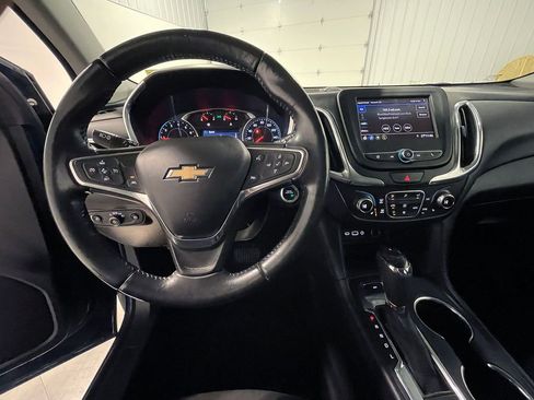 Used 2020 Chevrolet Equinox LT image 38