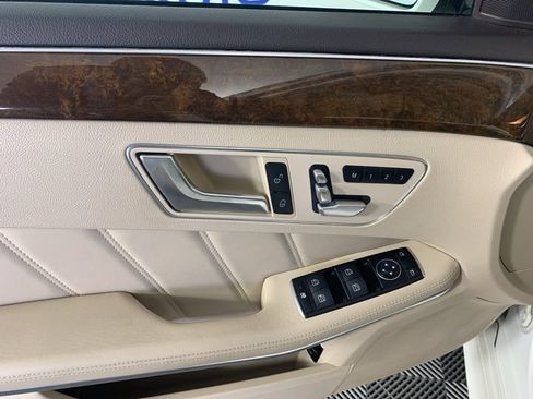 Used 2014 Mercedes-Benz E 350 Sport image 15
