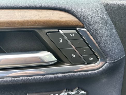 Used 2024 Chevrolet Silverado 1500 High Country w/ Technology Package image 22