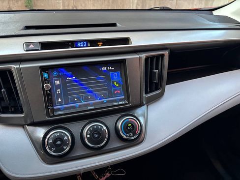 Used 2014 Toyota RAV4 LE AWD/4WD image 26