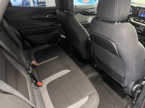 Used 2024 Chevrolet TrailBlazer LT w/ Convenience Package image 37