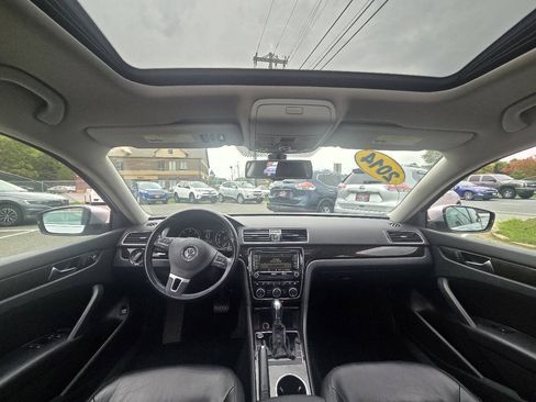 Used 2014 Volkswagen Passat TDI SEL Premium FWD image 24