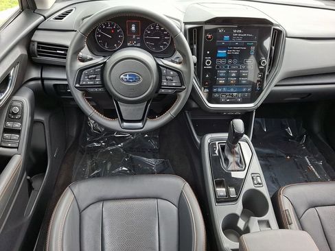 Used 2024 Subaru Crosstrek 2.5i Limited w/ Crosstrek Mirror Package AWD/4WD image 13